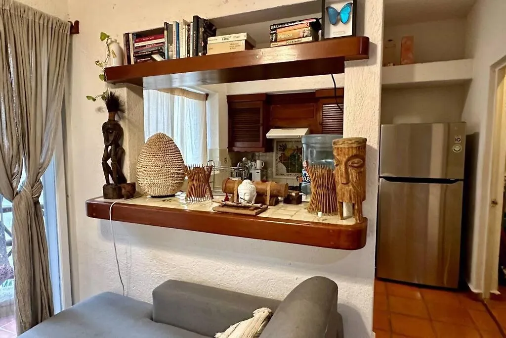 Bohemian Beachside Condo Playa del Carmen Mexiko